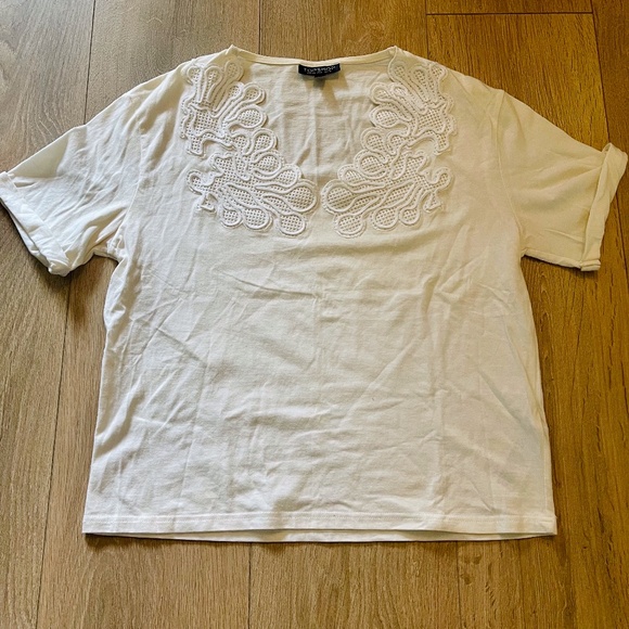 TOPSHOP Embroidered White Loose Crop T - Picture 1 of 4